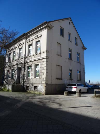 Das alte Pastorat aufgenommen 2019 - bereits in einem sehr schlechten Zustand.